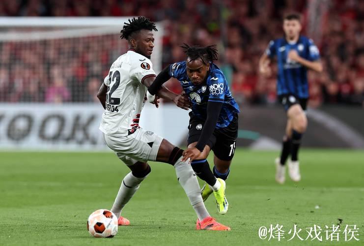 37岁巴萨9号面临抉择:是踏足意甲“终章”,还是接受降薪留队 37岁巴萨9号面临抉择:是踏足意甲“终章”,还是接受降薪留队